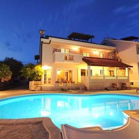 Apartments Villa Marnii Kožino 外观 照片