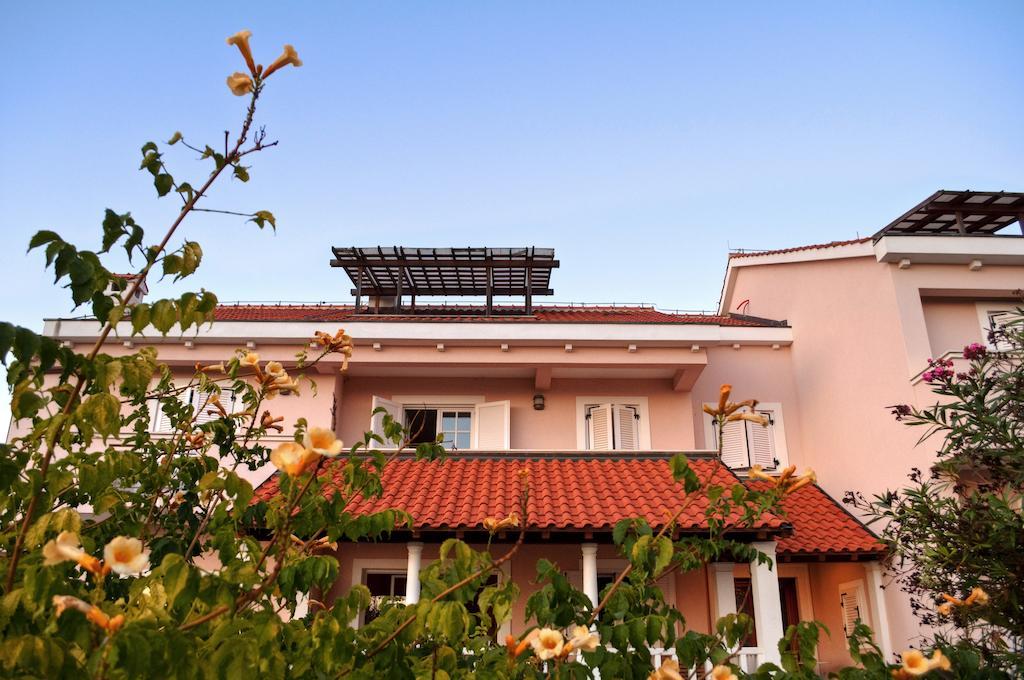 Apartments Villa Marnii Kožino 外观 照片