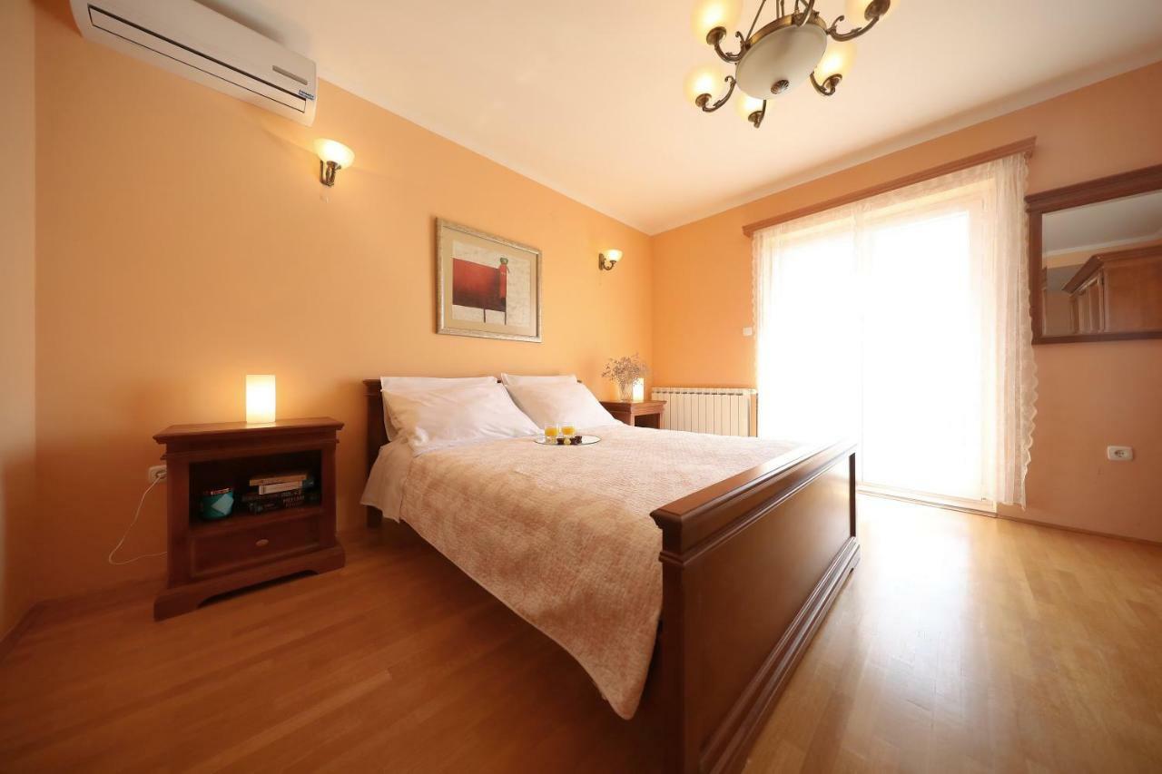 Apartments Villa Marnii Kožino 外观 照片