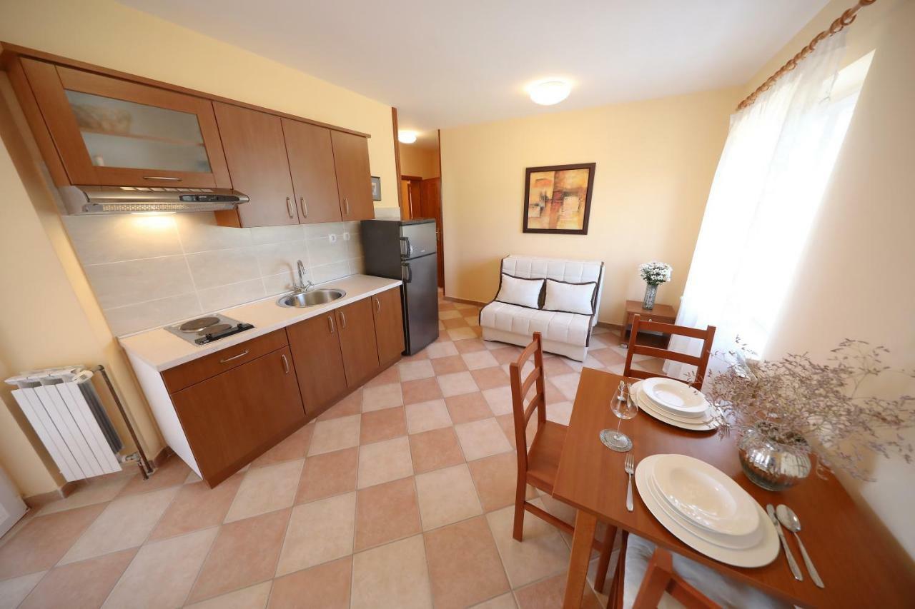 Apartments Villa Marnii Kožino 外观 照片