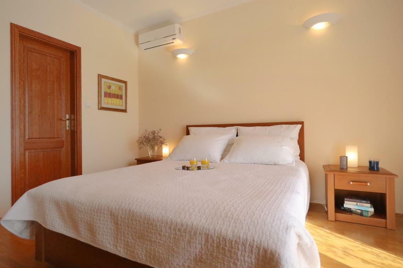 Apartments Villa Marnii Kožino 外观 照片