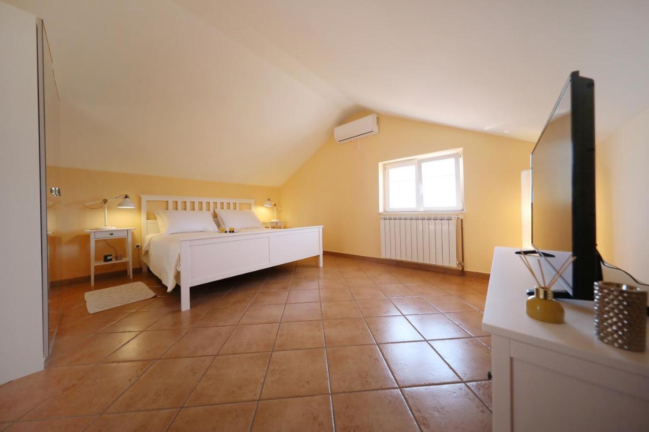 Apartments Villa Marnii Kožino 外观 照片
